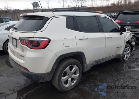 2018 Jeep Compass Latitude 4X4 из США, поврежденный, VIN 3C4NJDBB3JT161858